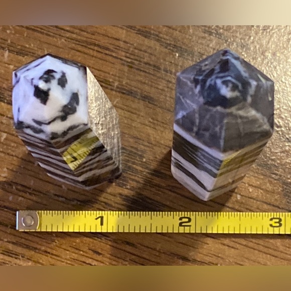 2 small Zebra Jasper Towers - Picture 2 of 14